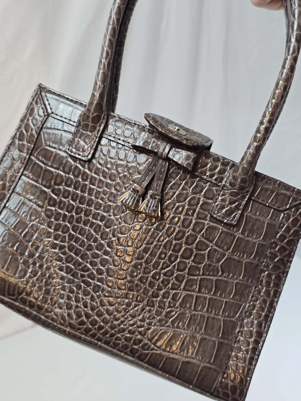 Vintage Liz Claiborne Brown Croc Embossed Satchel Handbag with Bow and Tassels